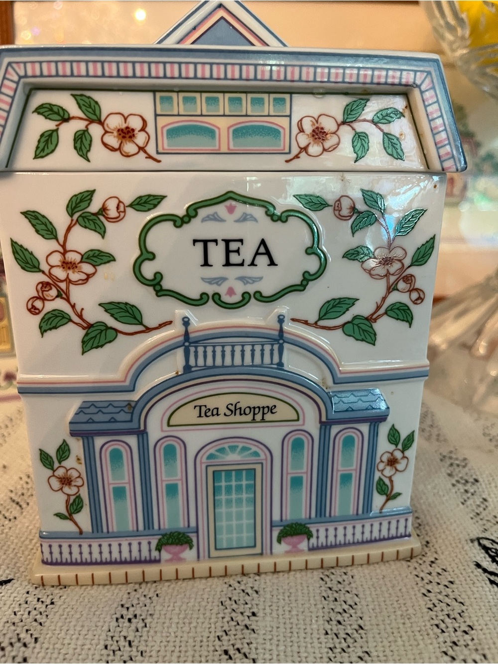 LENOX Village Tea Shoppe Decorative Porcelain Canister, Vintage 1990s